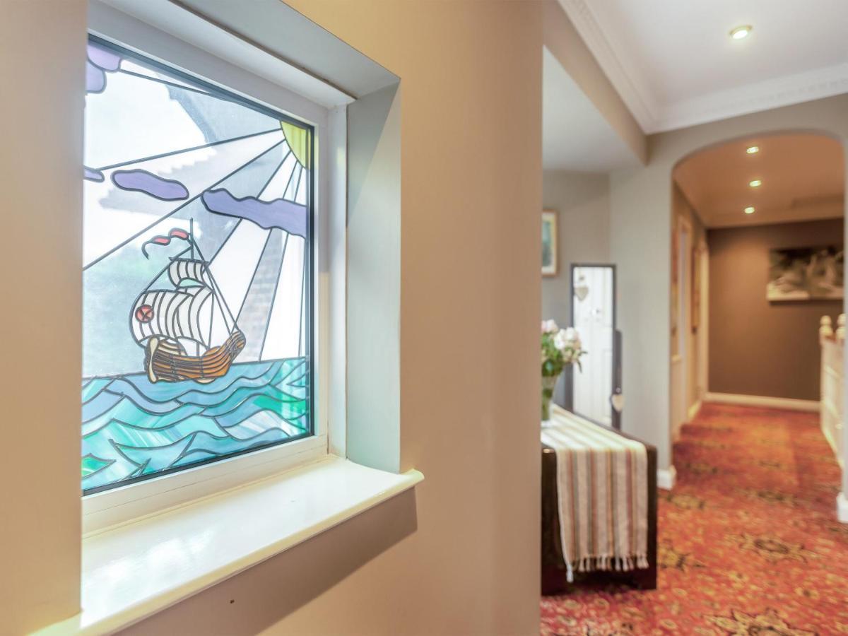 Вилла Windbrake House Alverstoke Экстерьер фото